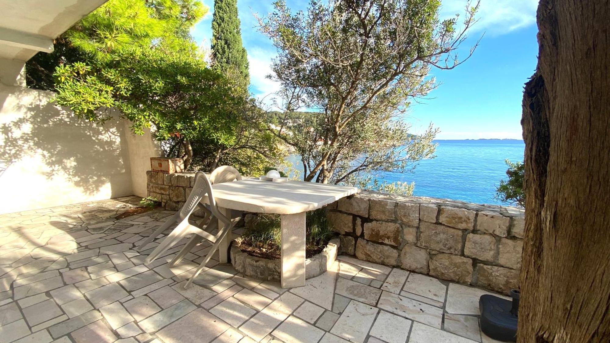 Beach House On The Cliff Zaton  Extérieur photo