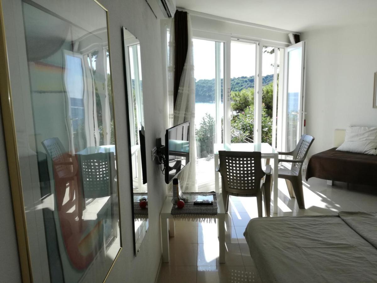 Beach House On The Cliff Zaton  Extérieur photo